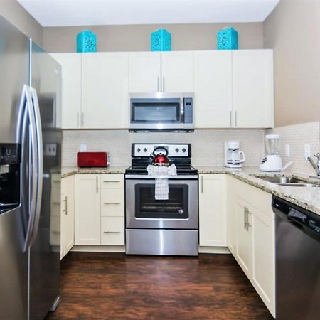 Cozy Four Bedrooms Townhouse At West Lucaya Village Resort 8924 基西米 外观 照片